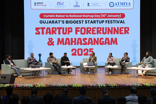 GroBro.ai team winning startup pitch deck challenge at Forerunner 2025